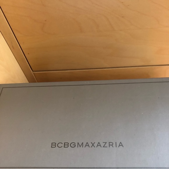 NWT Beautiful BCBGMAXAZRIA flats bought at Newman Marcus - Picture 4 of 6